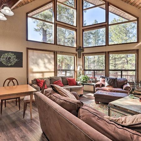 Munds Park Cabin With Fire Pit And Wraparound Porch! Экстерьер фото